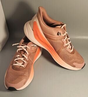 Lululemon W Blissfeel Run Sz 10 with new Orthopedic Inserts /FLAR/PIMI 75586